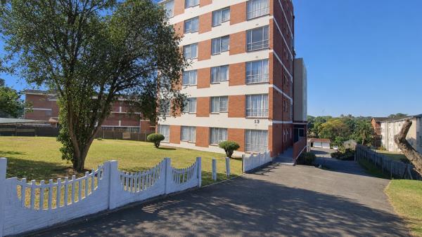 2.5 Bedroom Flat