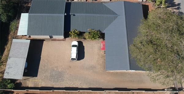 330 m² Commercial space