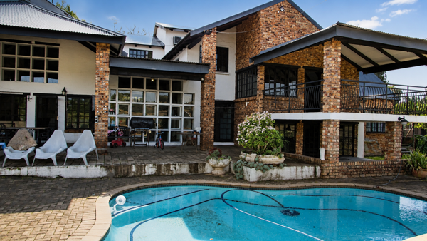 5 Bedroom House