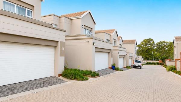 4 Bedroom Cluster