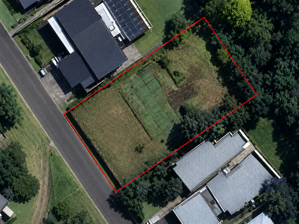 886 m² Land