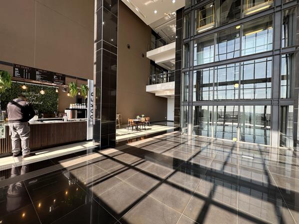 220.4 m² Commercial space