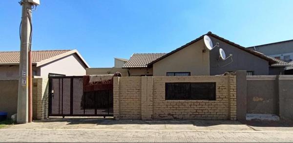 2 Bedroom House