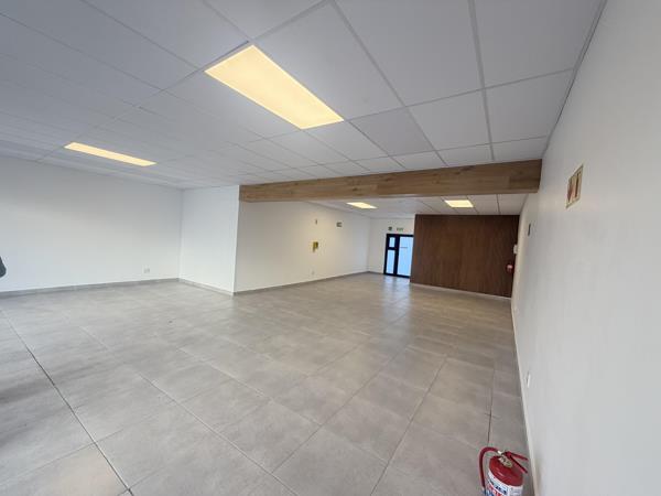 102 m² Retail Space