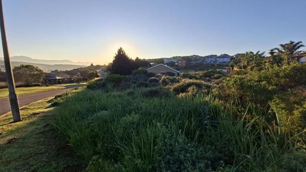 1 602 m² Land
