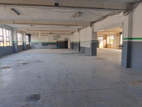 880 m² Industrial space