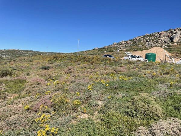 435 m² Land