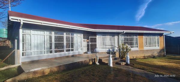 4 Bedroom House