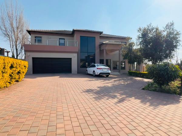 5 Bedroom House