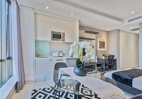 1 Bedroom Apartment