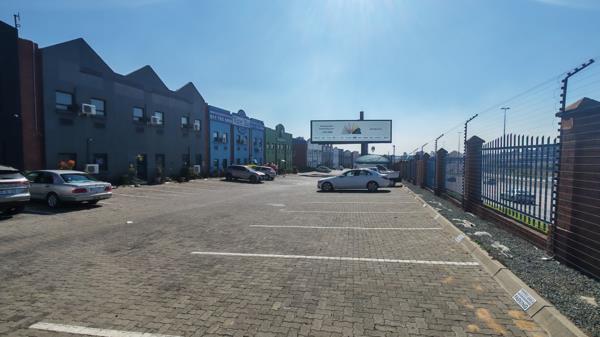 662 m² Industrial space