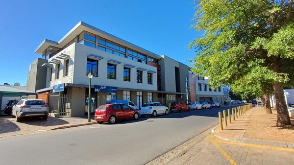111 m² Commercial space