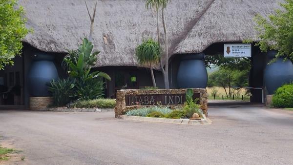 1 ha Land