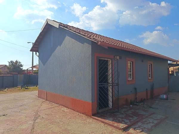 2 Bedroom House