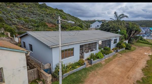 6 Bedroom House