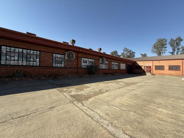 2 236 m² Industrial space