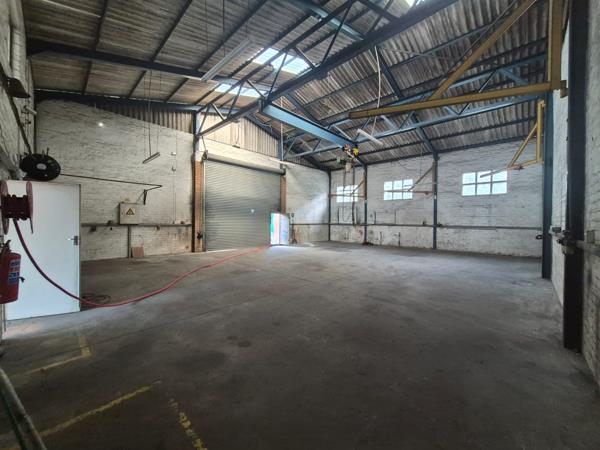 230 m² Industrial space