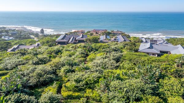 887 m² Land
