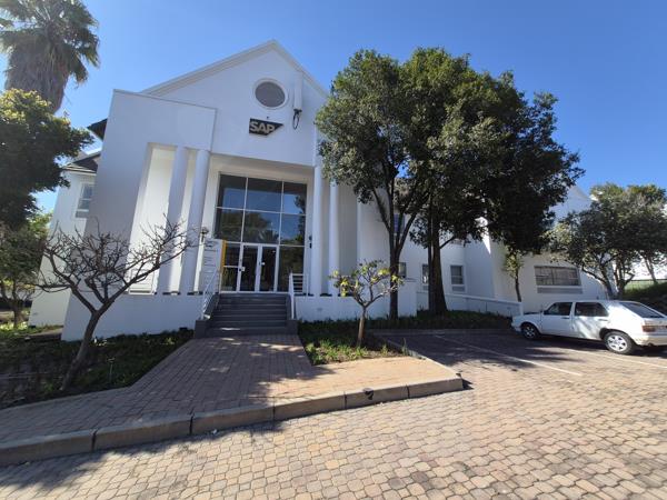 667 m² Commercial space