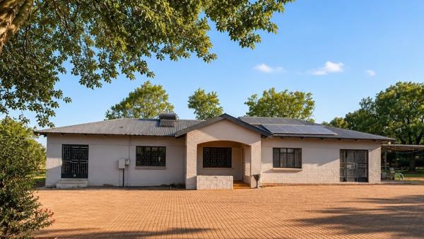 2.1 ha Smallholding
