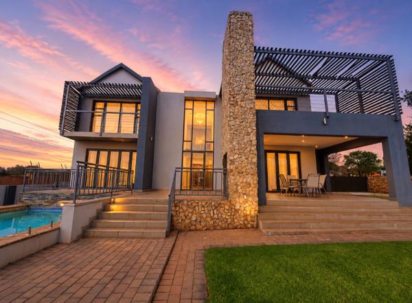 5 Bedroom House