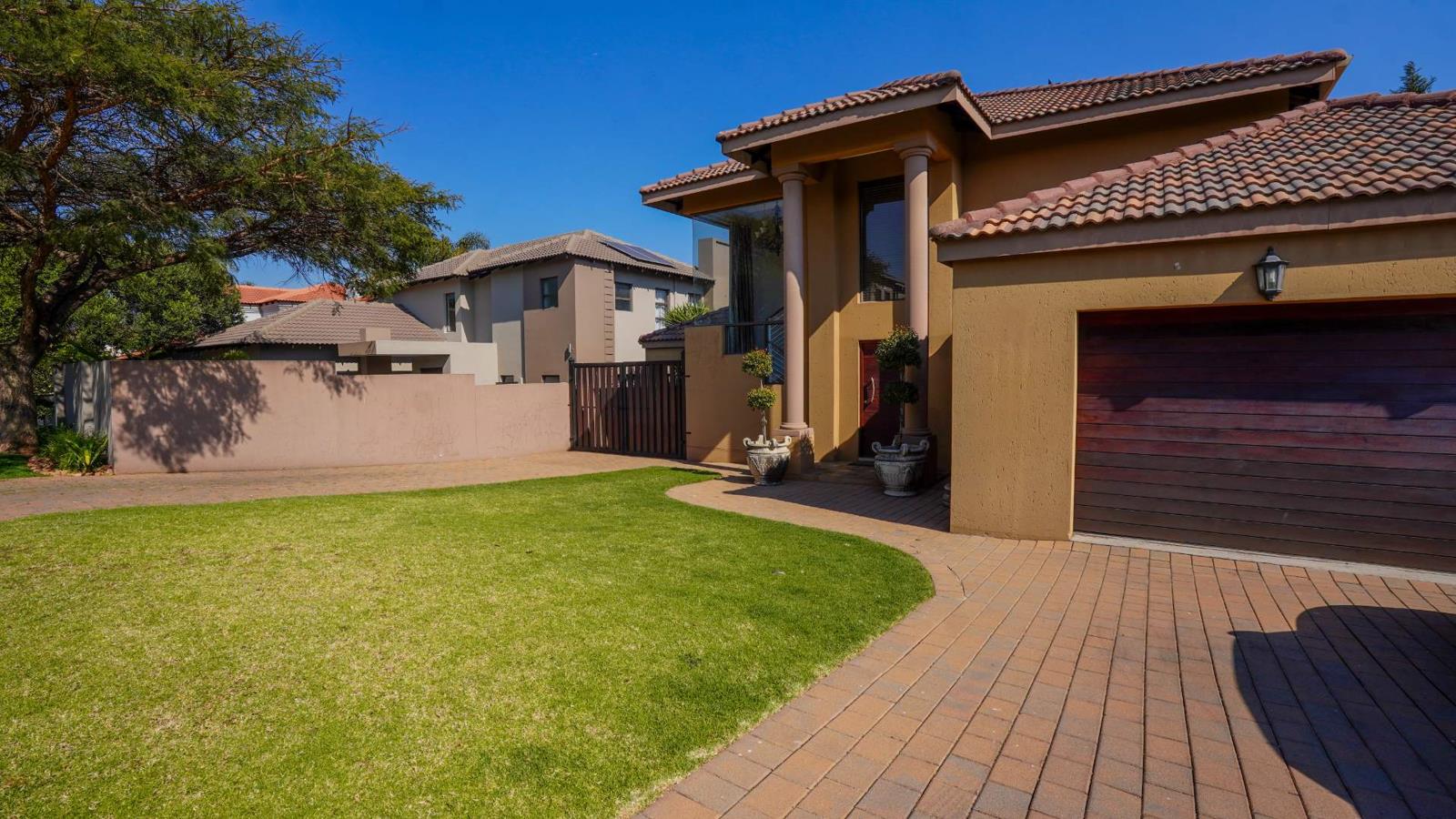 3 Bedroom House in Rietvalleirand