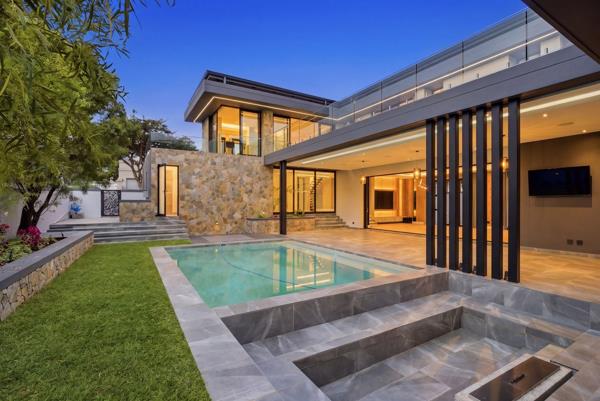 5 Bedroom House