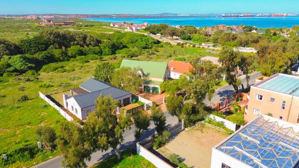 261 m² Land