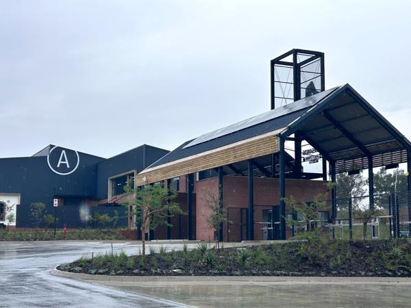 1 144 m² Commercial space