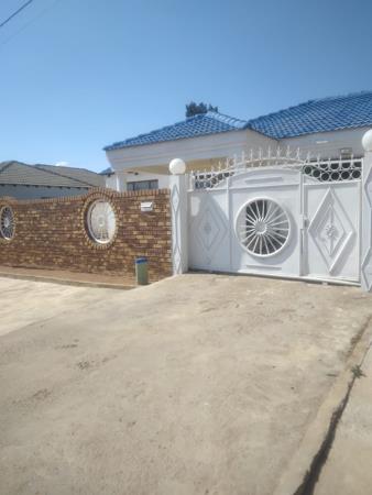 2 Bedroom House