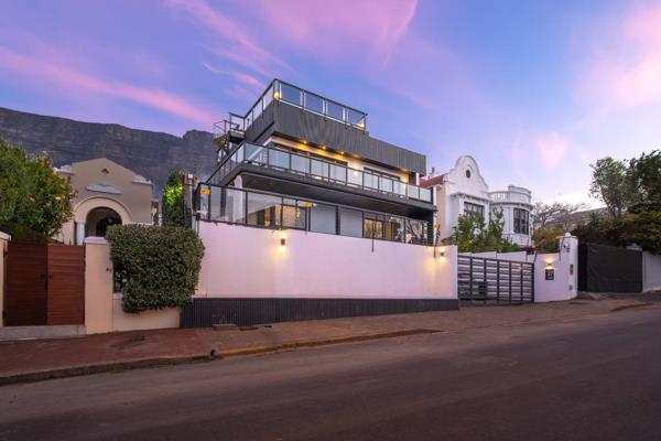 7 Bedroom House