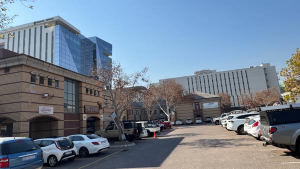 330 m² Office Space