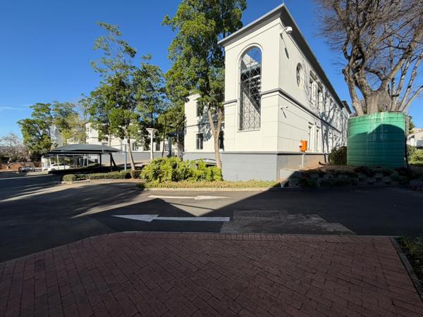 318 m² Commercial space