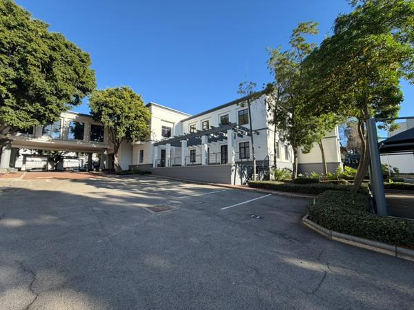 345.9 m² Commercial space