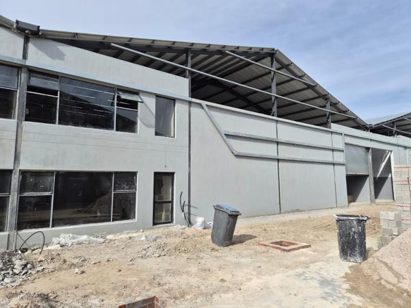 717 m² Industrial space