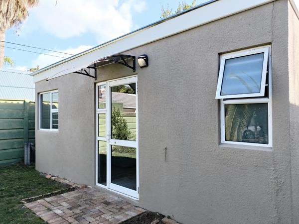 1 Bedroom Garden Cottage