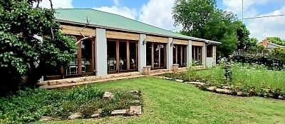 6 Bedroom House