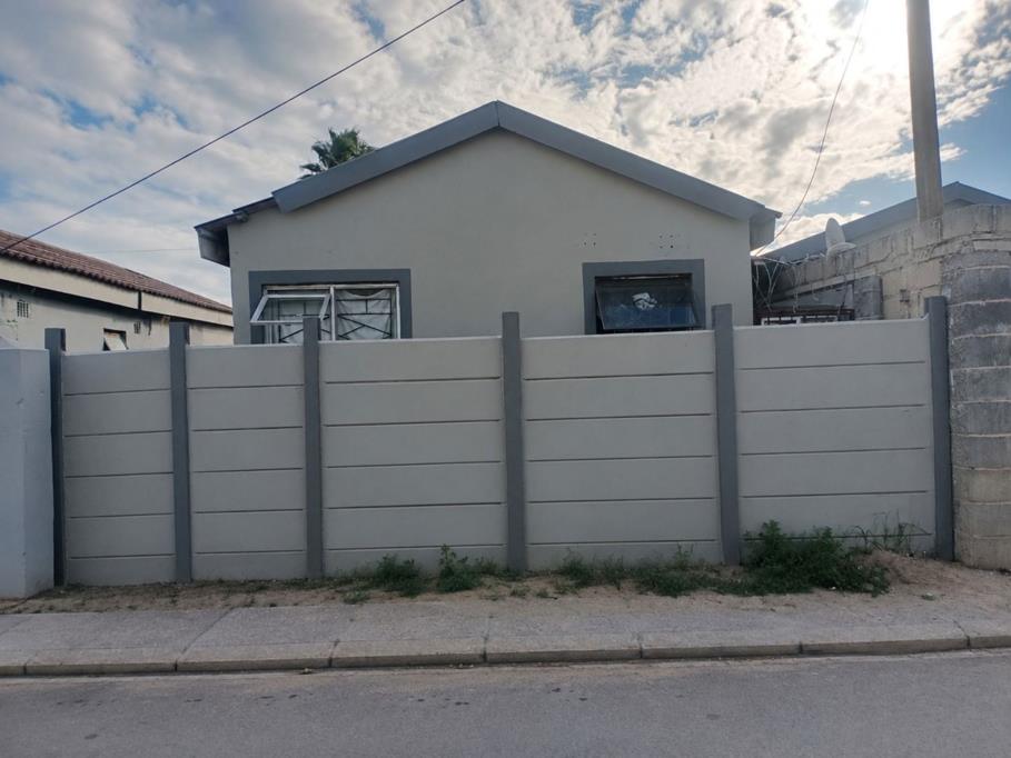 2 Bedroom House