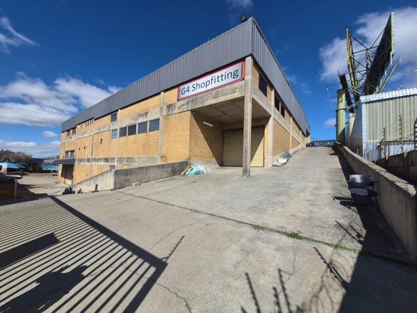 1 999 m² Industrial space