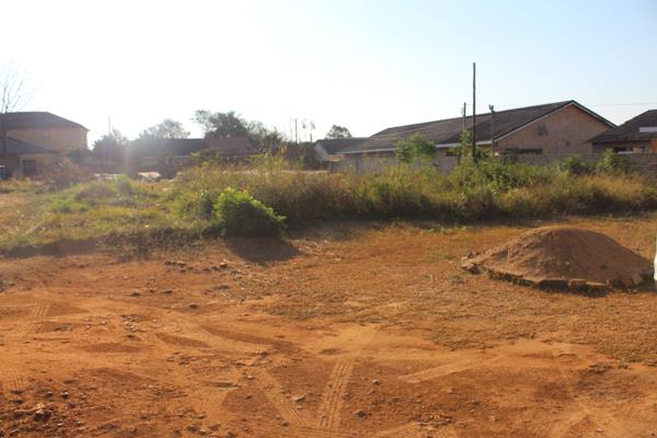 500 m² Land