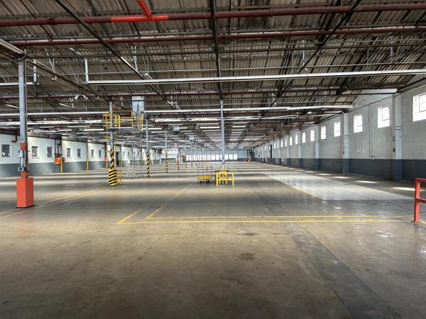 9 295 m² Industrial space