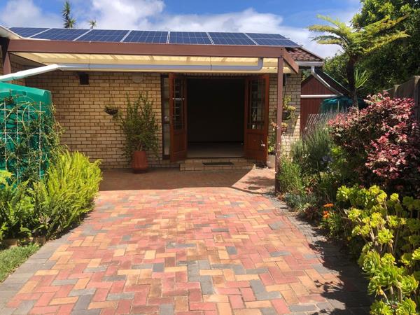 1 Bedroom Garden Cottage