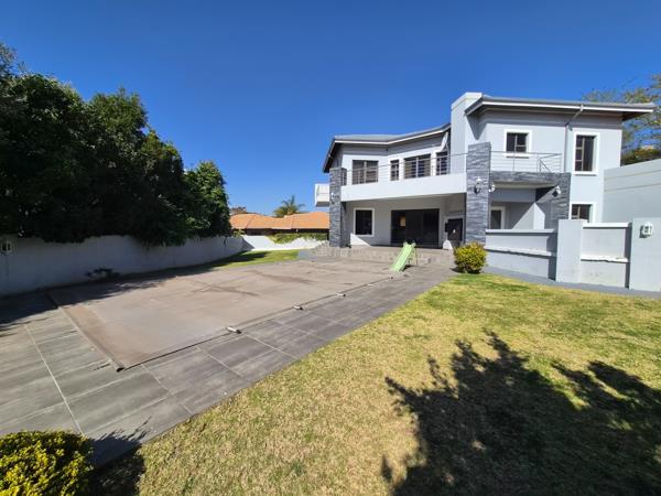 5 Bedroom House