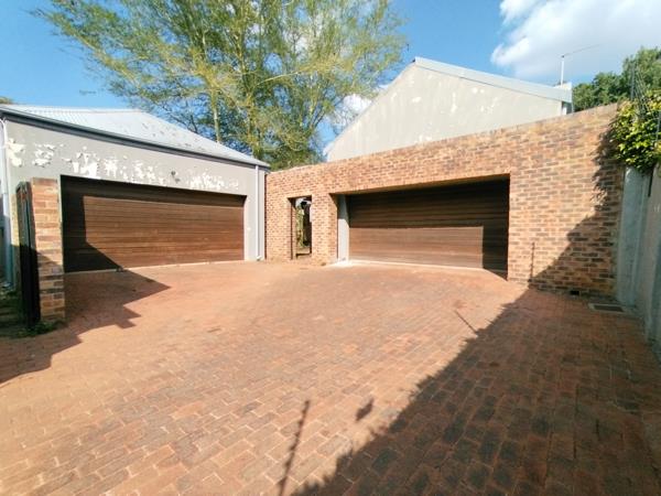 9 Bedroom House