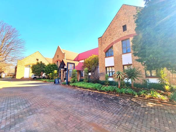 1 765 m² Commercial space