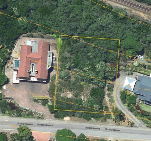 971 m² Land