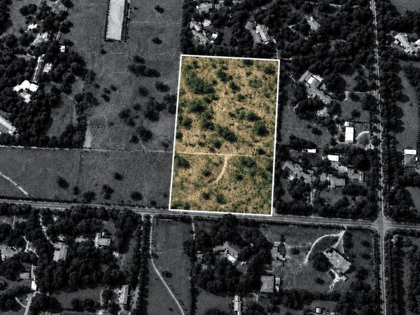 2.4 ha Land