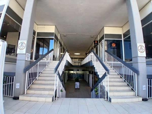 131 m² Commercial space