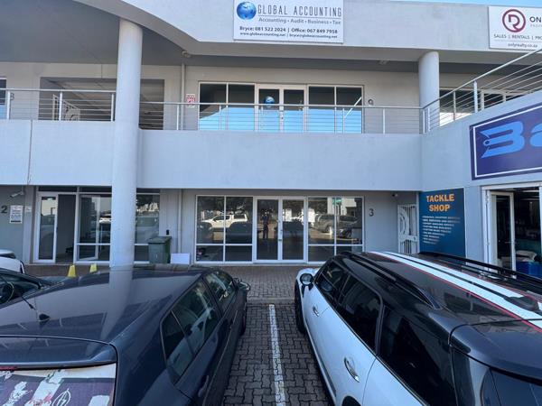 114 m² Commercial space