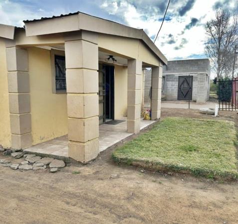 2 Bedroom House